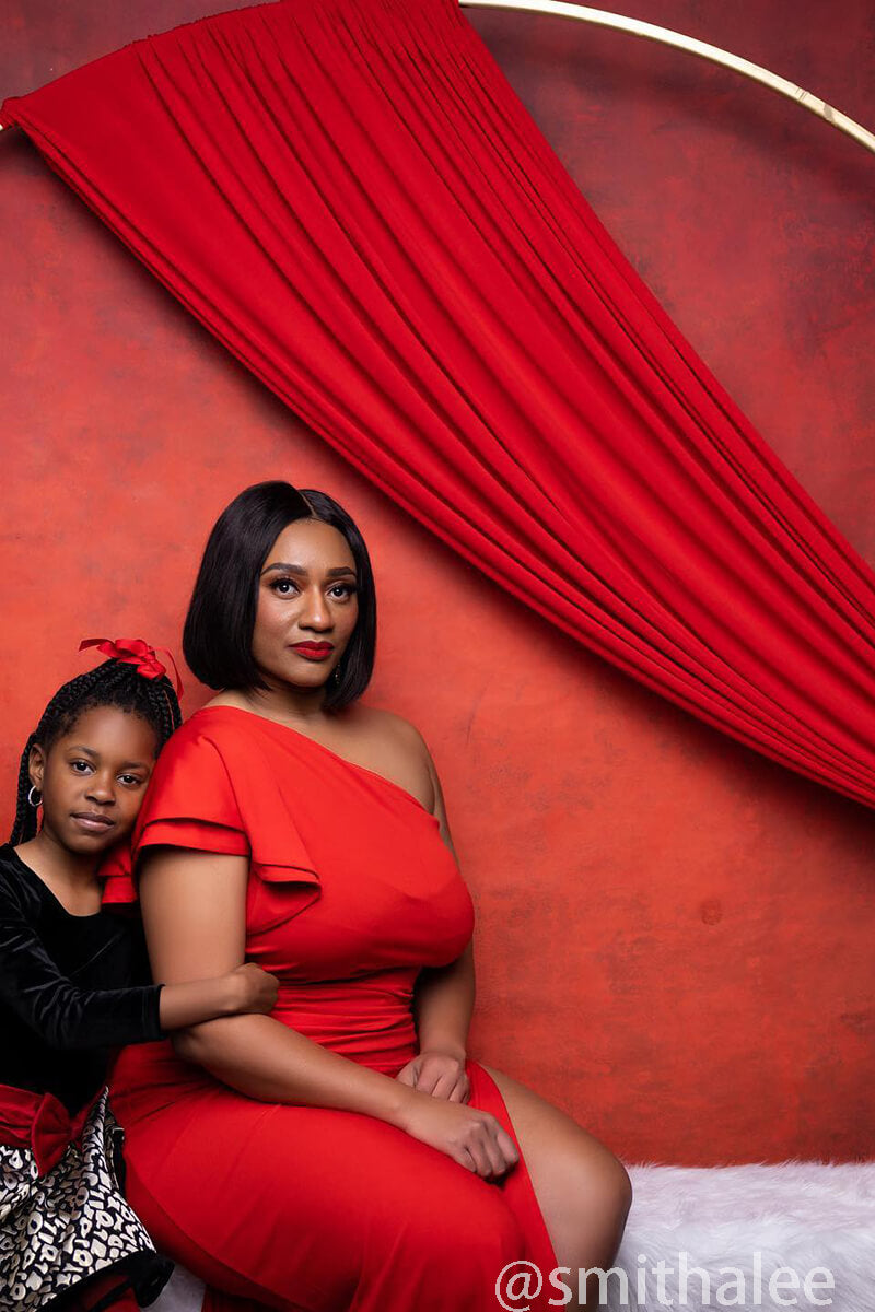 Clotstudio #69 hand-painted canvas backdrop in dark red soft textured, perfect for portrait photography