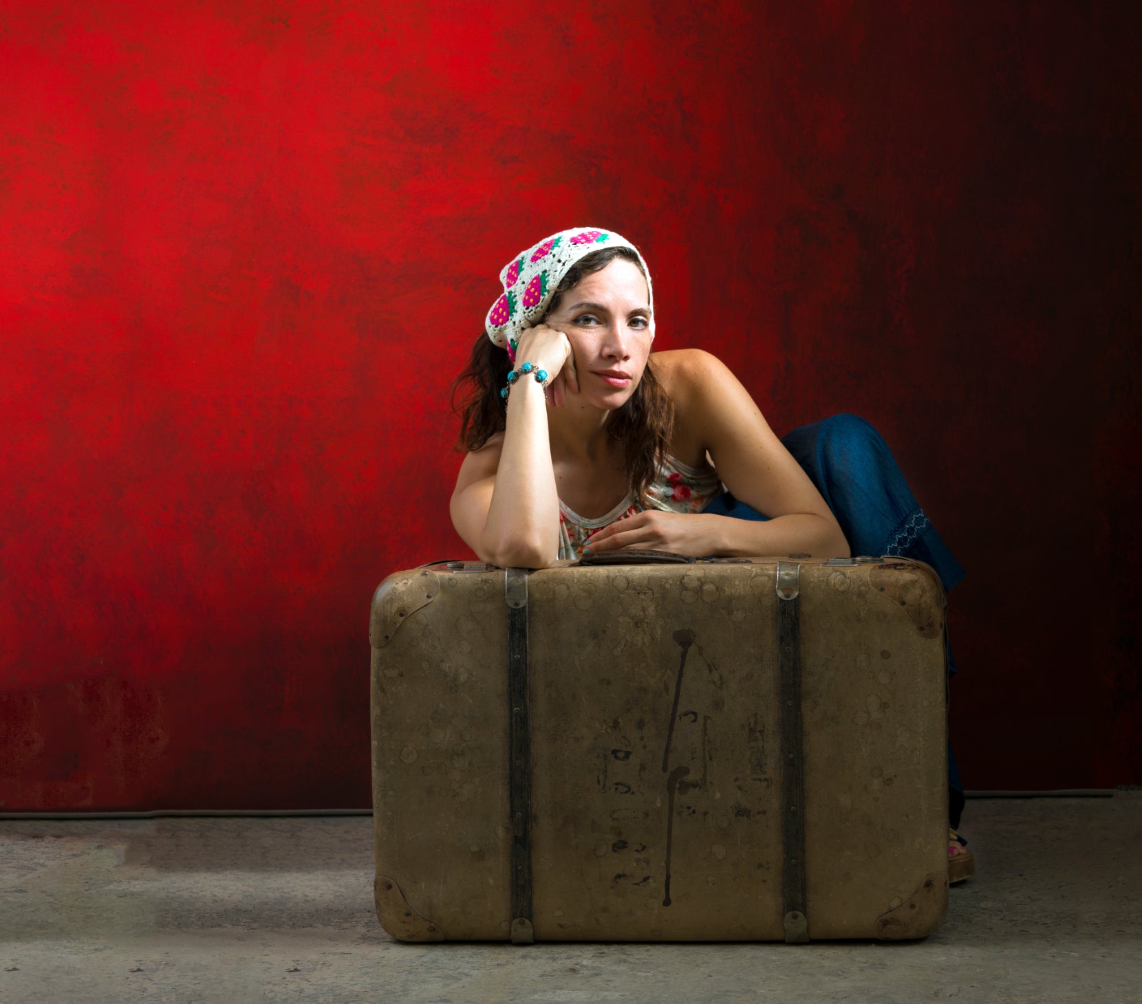 Clotstudio Red Black Textured Hand Painted Canvas Backdrop #clot537